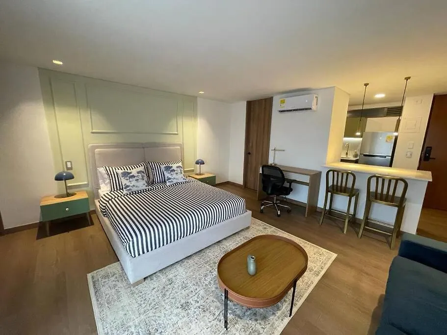 Ferienwohnung Loft De Lujo En El Poblado Medellín